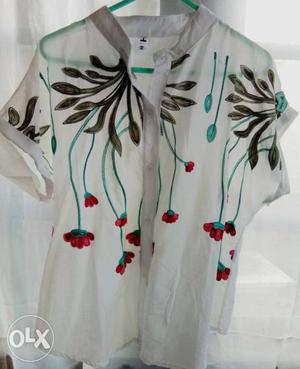 Stereo Embroidery Batwing Blouse