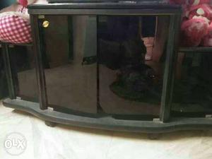 TV show case for sale good condition six month old