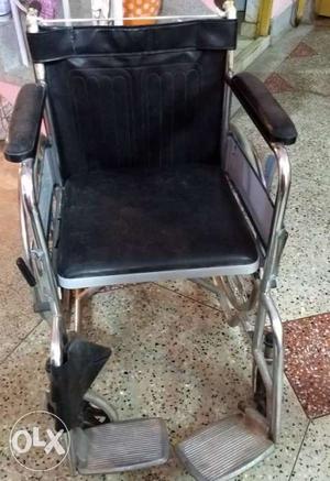 Wheel chair.. condition is very good. 4 month