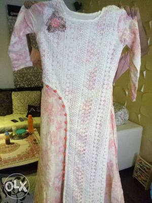 Women's White And Pink Floral Elbow Sleeve Dress