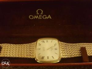 10k solid Gold OMEGA Jewelery watch with Box 100 percent