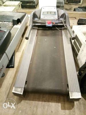 2 commercial Treadmills proper working condition.