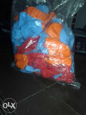 65 pieces balloons