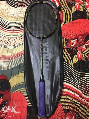 Black red and green badminton recquet with bg 65