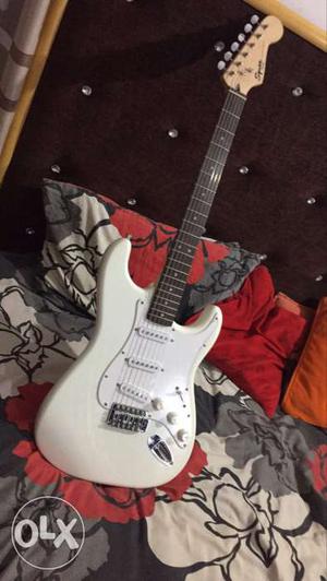 Brand new, Electronic Guitar, White Colour