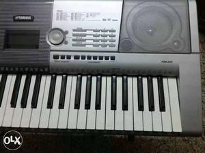 Excellent condition, almost new Yamaha Keyboard