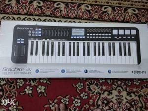 Graphite 49 Electronic midi Keyboard