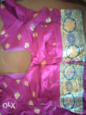 Pure silk broad border chaniyo n blouse with