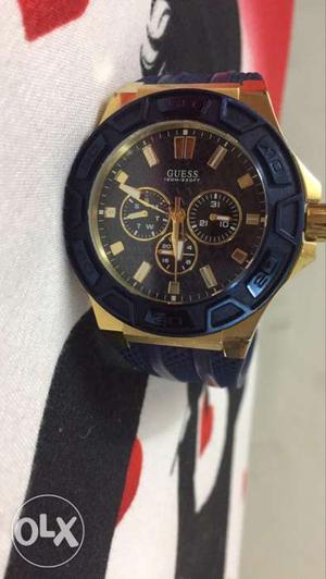 Round Black Guess Chronograph Watch With Black Strap