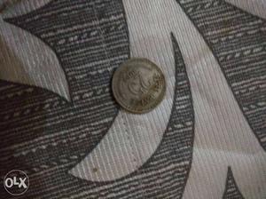 Round Silver-colored 25 Paise