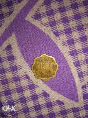 Scallop Gold-colored Coin