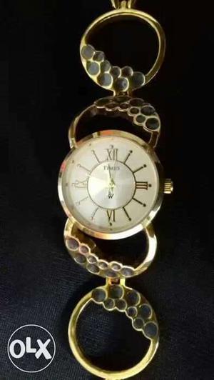 URGENT SELL Times Brand Ladies Watch Golden Colour Warranty