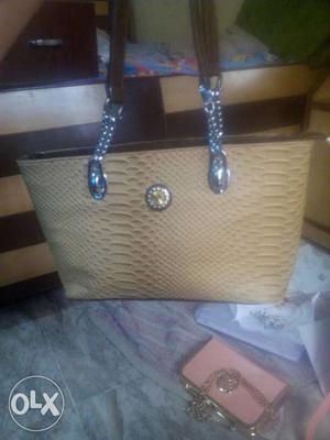 Women's Beige And Black Snakeskin Leather Tote Bag