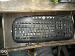 500Gb and 2Gb Amd dual core keyboard mouse and