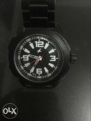 Black Fastrack watch in warranty. Only 2 months