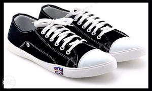 Canvas shoe at 799/-