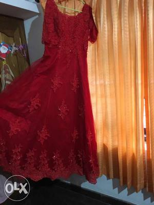 Chilly red gown.excellent condition.used only