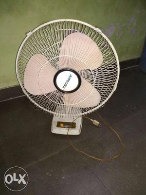 Good table fan in working condition