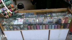 Jewellery counter 6feet*1.5feet for sale and two