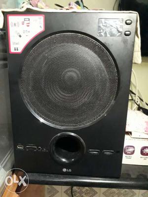 LG home theatre 2.1 excellent condition not used