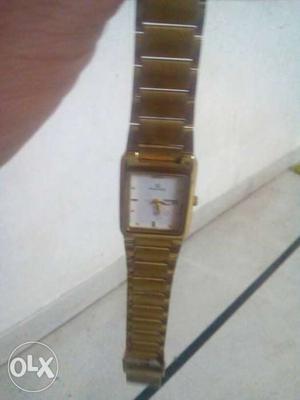 Maxgima watch 3month golden colour weld condision