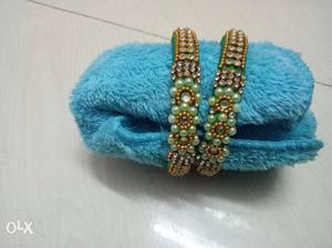 New silk thread bangel