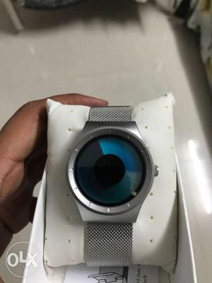 Round Gray Framed Smart Watch With Link Strap