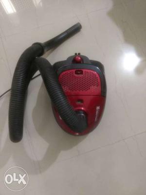 Vacuum cleaner. forbs trendy