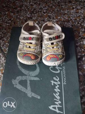 7 months old child action company shoes
