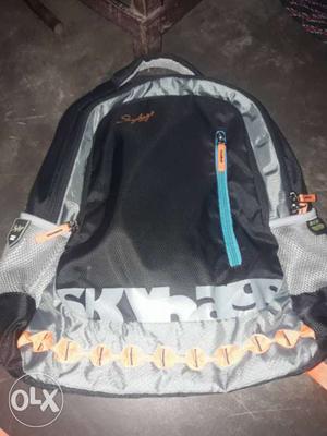 BRAND NEW sky bags selling at low price