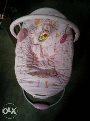 Baby bouncer in excellent condition. It's 1 year