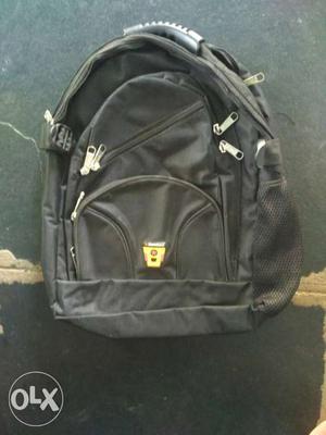 Brand new balckberry college bag..multi zips and