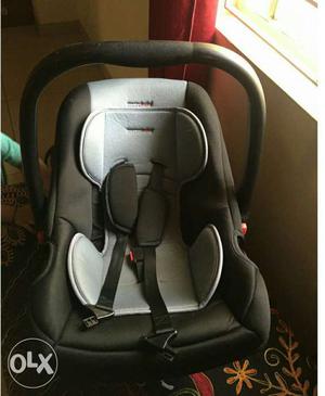 Car seat 3months used only..very good condition