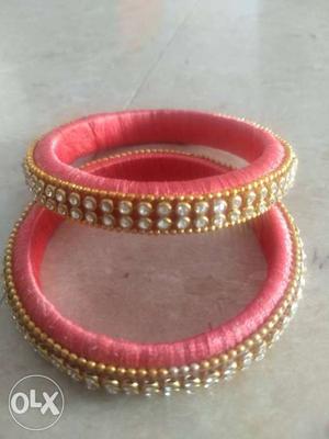 Diamond Bezel Gold-colored Silk Thread Bangles