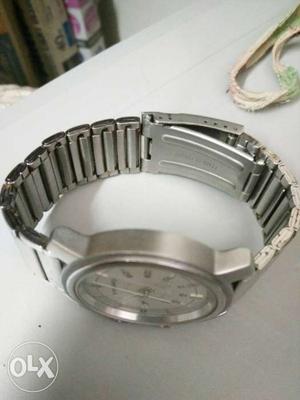 Fastrack watch, good condition, no scratches,