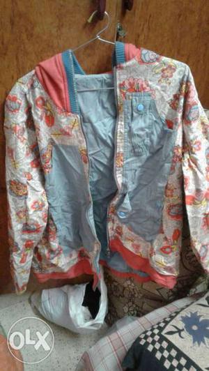 Girly flowery jacket/jurkin warm and brand new