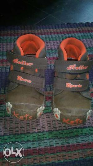 Good condition shoes and new brand shoes size 3