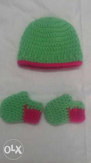 Hand made crochet beautiful new bond baby cap and