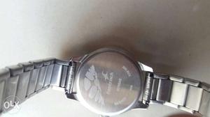 I want to sell a fasttrack ladies watch. in just