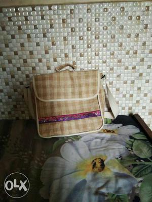 Jute bag,you can use it in any way. good