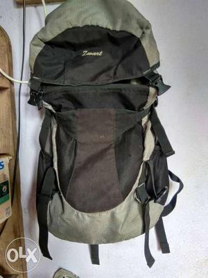 New bag in good condtion tracking bag