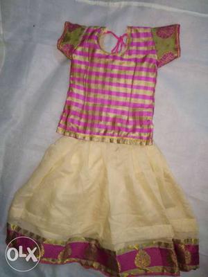 New dress not used 3to4 years baby price 375 only