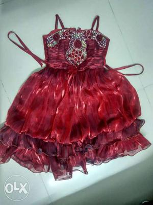 Party wear Frock for 5 to 6 year child.