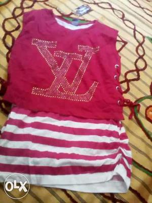 Pink n white stylist top brand new ready to