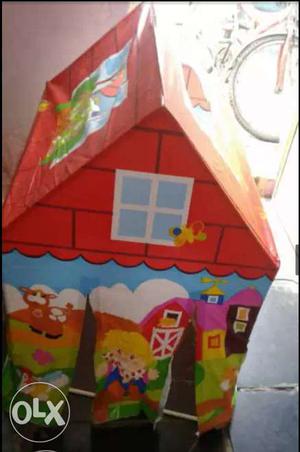 Toddler's Red, Blue, And Green Barn House