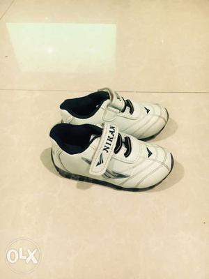 Toddler's White-and-black Nikan Velcro Sneakers