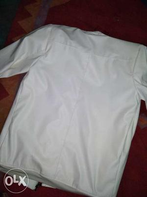 White leather jacket like new condition and size