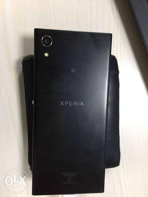3 months old xperia with all accessories and it