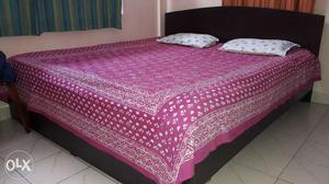 6ft x 7ft King Size Bed With Matress