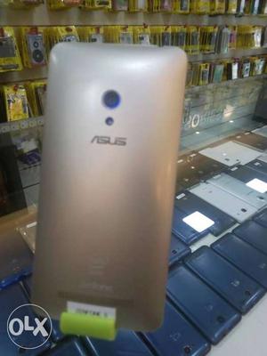 Asus Zenfone 5 Magnificent condition and great